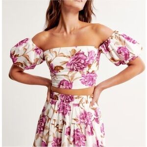 NWT! Abercrombie & Fitch Pink/Purple Floral Off-Shoulder Puff Sleeve Crop Top